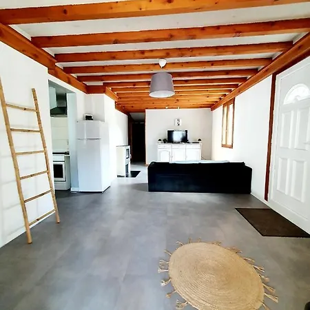 Maison Avec Dependance Insolite Et Prive Holiday home Baume-les-Messieurs